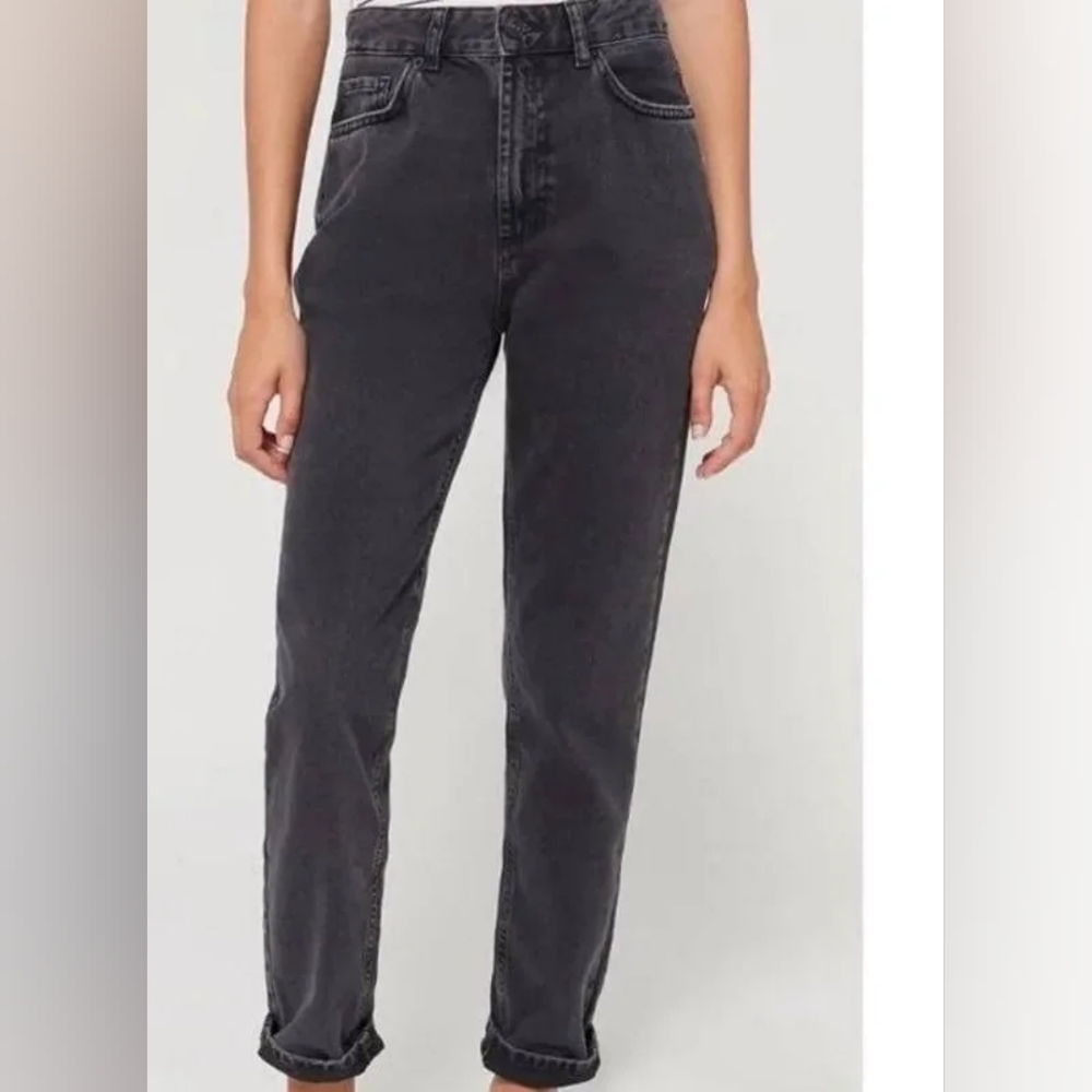 Stretch High Rise Mom Jeans | BDG